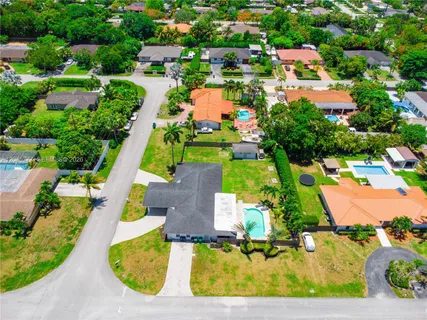 $985,000 | 12805 Southwest 193rd Terrace, Miami, FL 33177