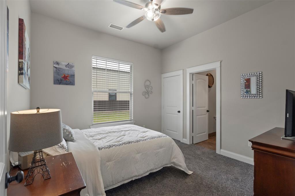 10078 Farmington Road Van Alstyne, TX 75495 - Photo 14 of 40