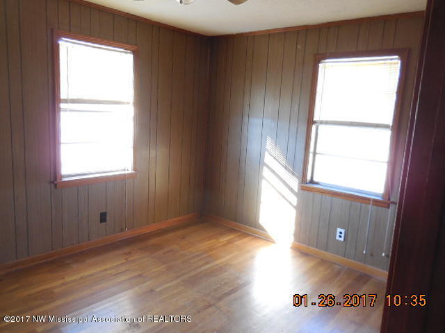 1099 Scotland Road Coldwater, MS 38618 - Photo 11 of 20 DSCN2346