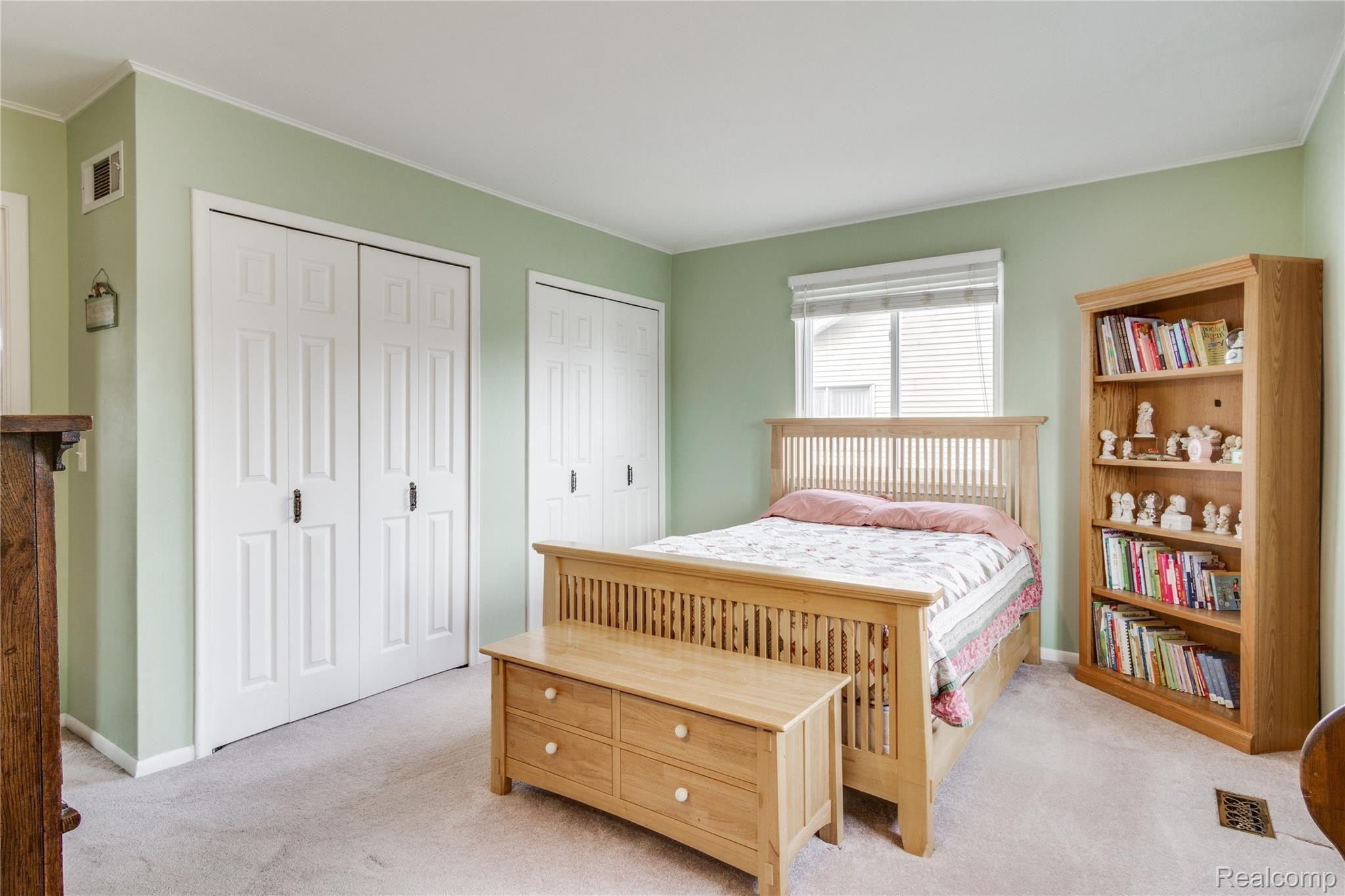 5243 Lethbridge Road Grand Blanc, MI 48439 - Photo 15 of 29 Interiors (27 of 34).jpg