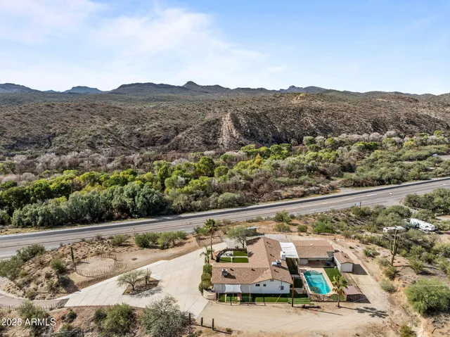 $599,000 | 46623 West Grand Avenue, Morristown, AZ 85342