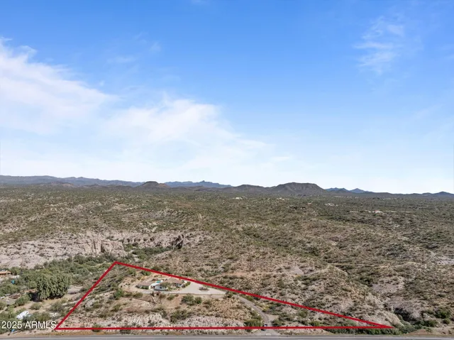 $499,000 | 46623 West Grand Avenue, Morristown, AZ 85342