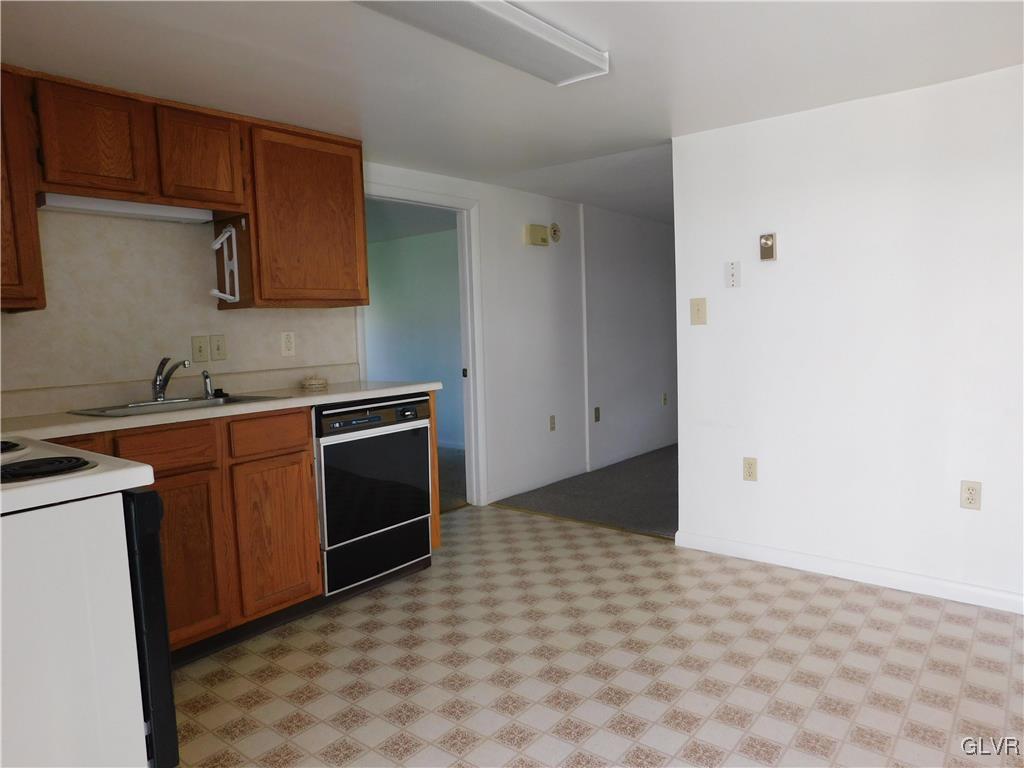 2808 Middletown Road Bethlehem, PA 18020 - Photo 21 of 40 a kitchen with a cabinets and white appliances