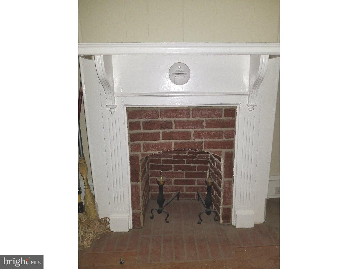 934 North Fallon Street Philadelphia, PA 19131 - Photo 4 of 21 Fireplace