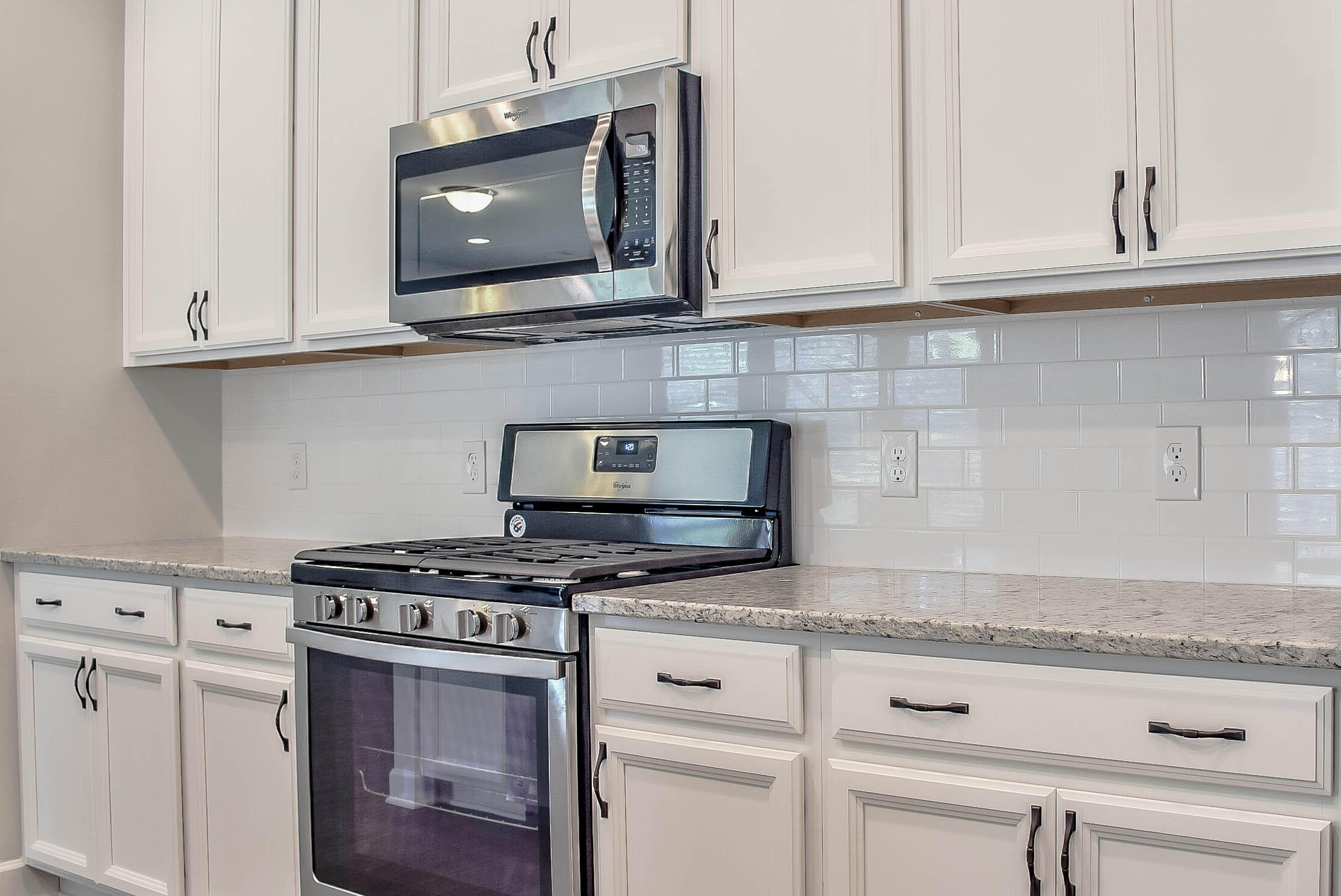 148 Cypress Plantation Road Moncks Corner, SC 29461 - Photo 10 of 37 Gas Cooking