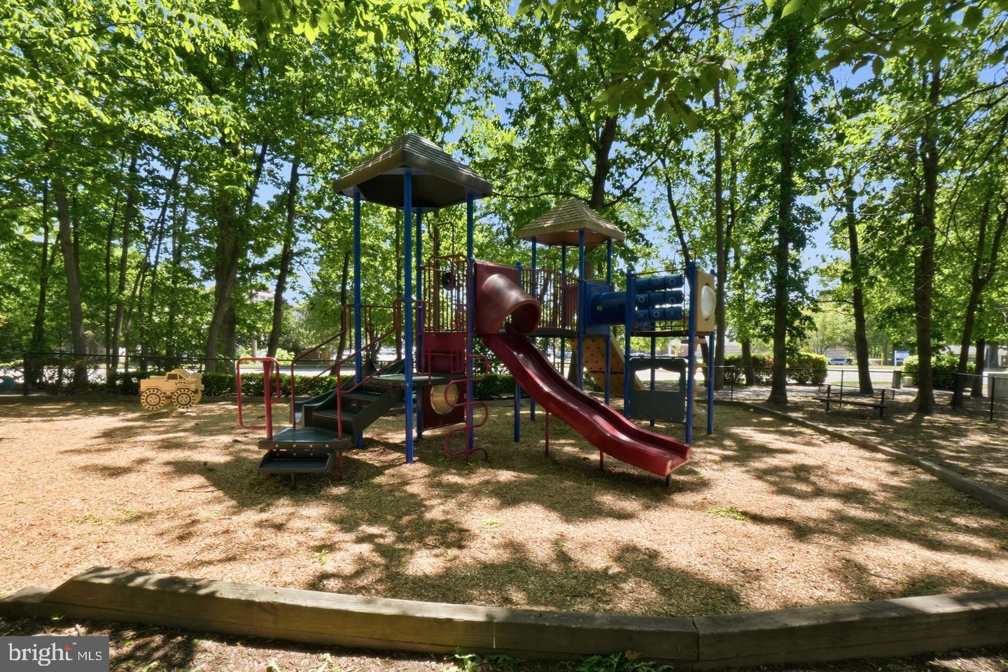 2391 Hunters Square Court Reston, VA 20191 - Photo 25 of 25