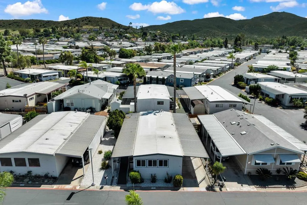 8301 Mission Gorge Road, Unit SPC 256 Santee, CA 92071 - Photo 40 of 43