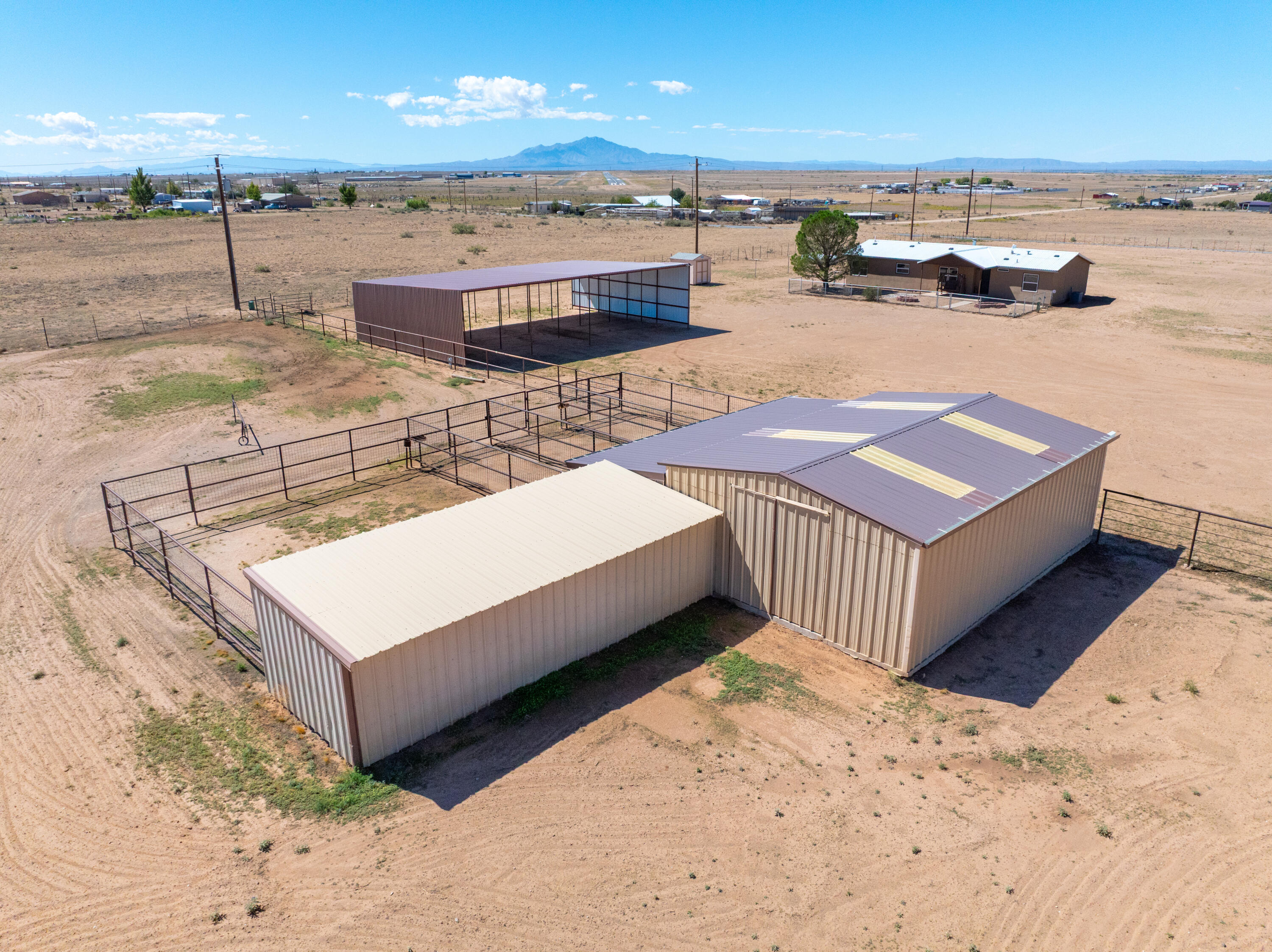73 Greer Road Belen, NM 87002 - Photo 6 of 64 Gallery Image 6