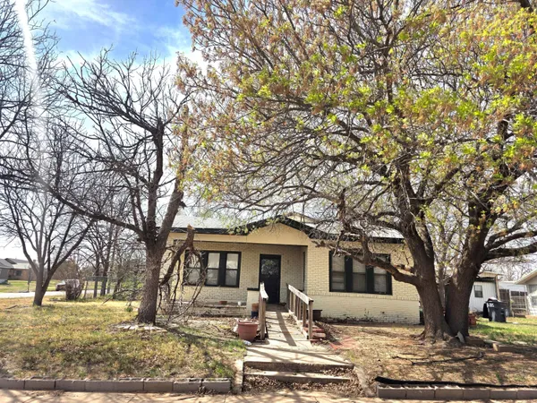 $60,000 | 812 North 15th Street, Paducah, TX 79248