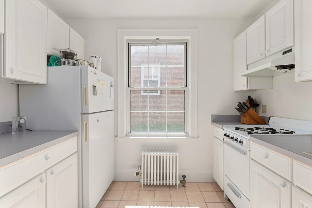 348 Harvard Street, Unit 1 Cambridge, MA 02138 - Photo 6 of 12