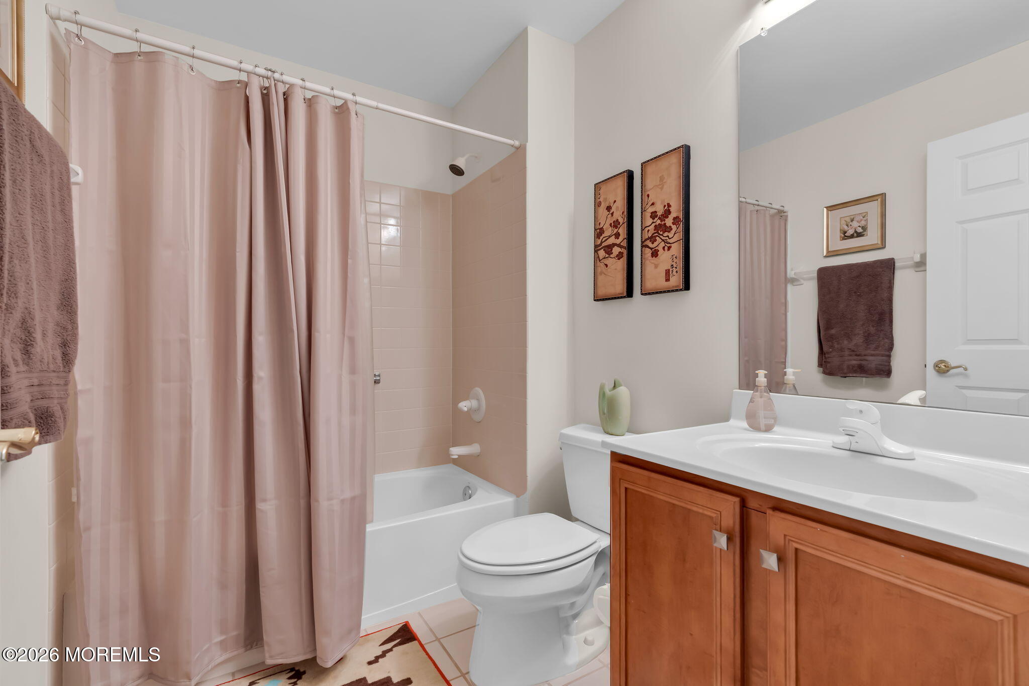 9 Winged Foot Road Jackson, NJ 08527 - Photo 25 of 42 2nd floor bathroom