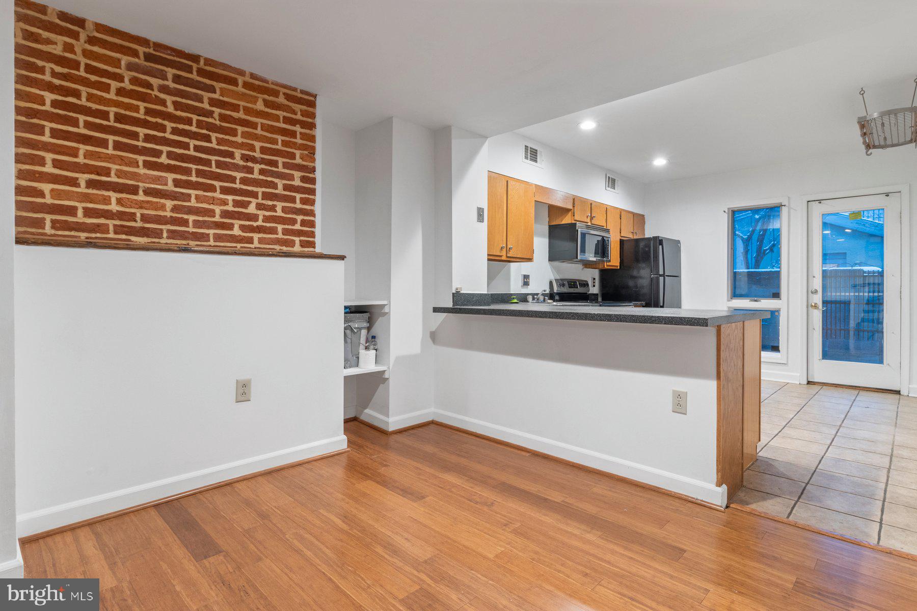 36 East Wheeling Street Baltimore, MD 21230 - Photo 6 of 27