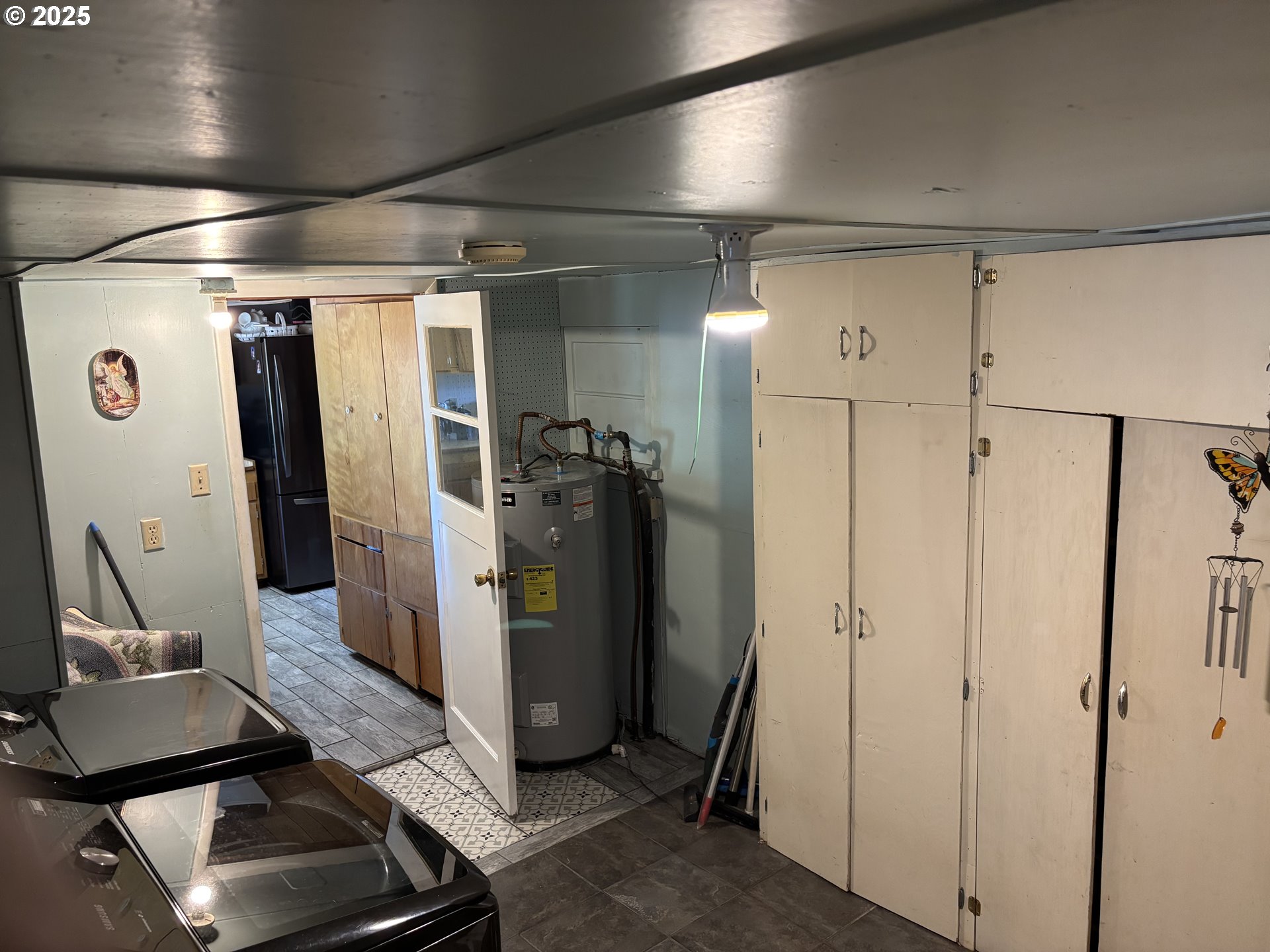 465 North 8th Street Lakeside, OR 97449 - Photo 17 of 38 Mud Room