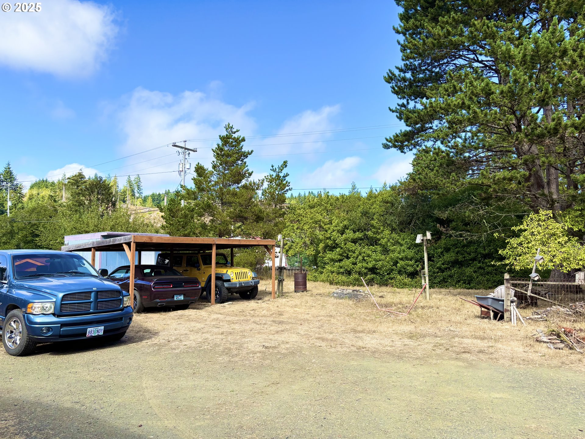 465 North 8th Street Lakeside, OR 97449 - Photo 26 of 38 Carport
