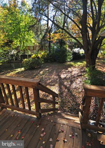 500 Marshall Road Southwest Vienna, VA 22180 - Photo 3 of 30 Exterior (General)