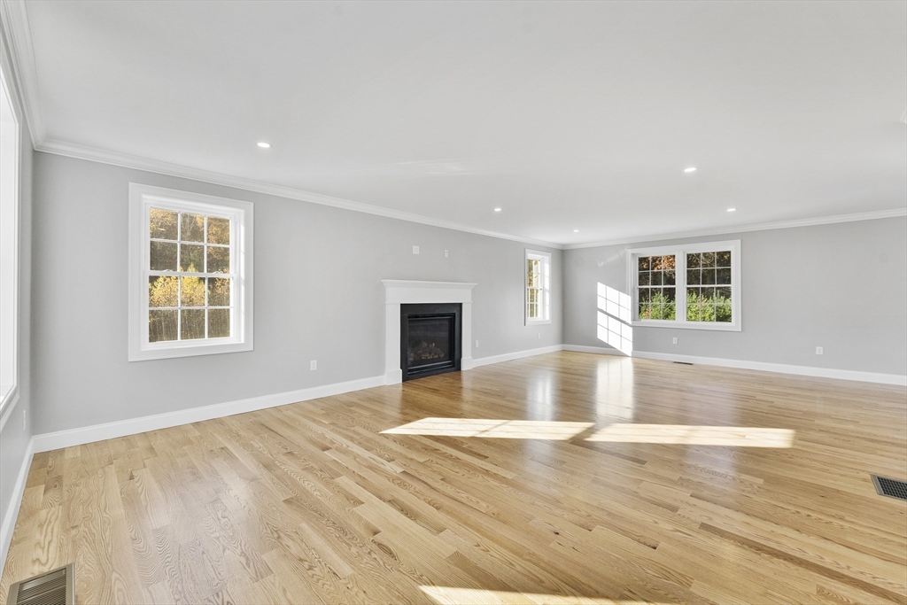 22 Townsend Road Shirley, MA 01464 - Photo 13 of 42