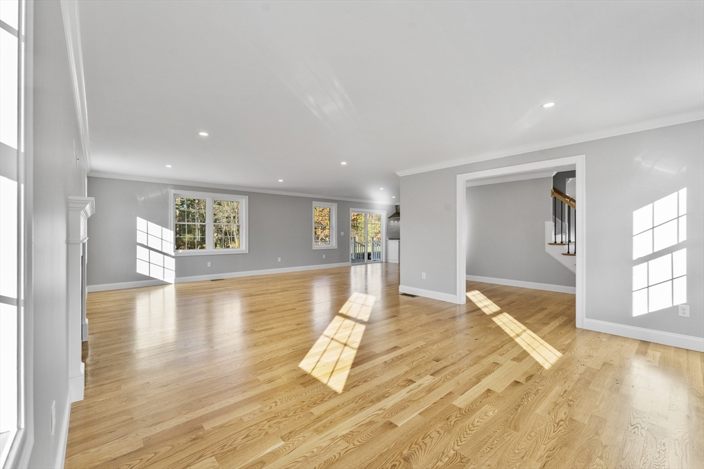 22 Townsend Road Shirley, MA 01464 - Photo 14 of 42