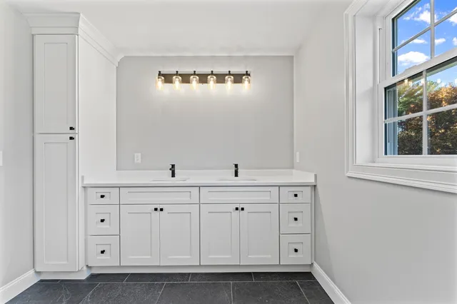 $1,649,000 | 22 Townsend Road, Shirley, MA 01464