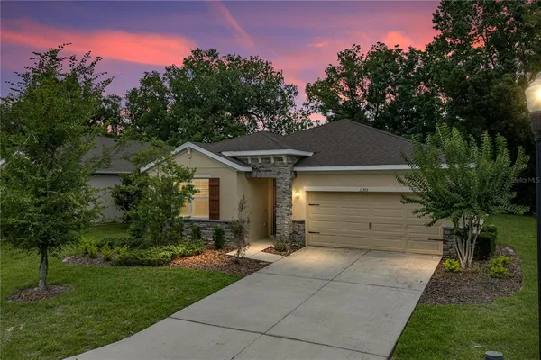 $389,900 | 12322 Eastpointe Drive, Dade City, FL 33525
