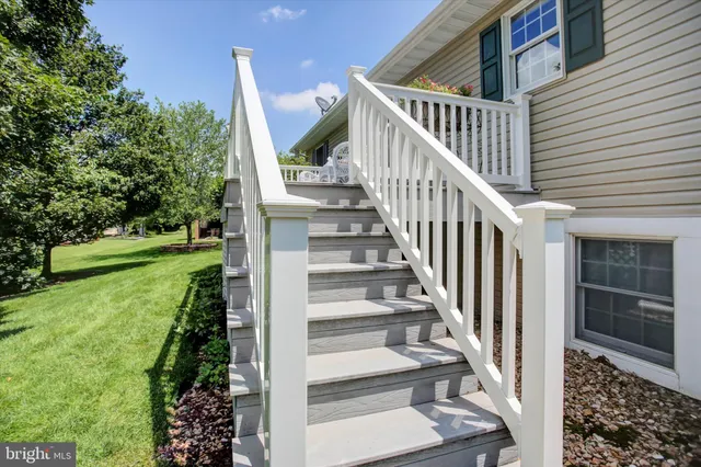 $369,900 | 6982 Augusta National, Fayetteville, PA 17222