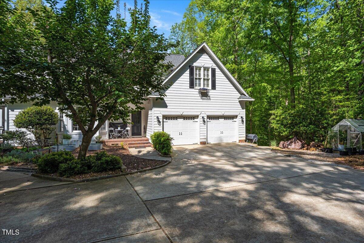 1517 Brightwater Court Raleigh, NC 27614 - Photo 4 of 50 10-- 3