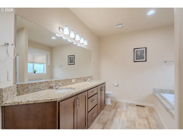 $575,000 | 2156 Southwest 14th Drive, Gresham, OR 97080