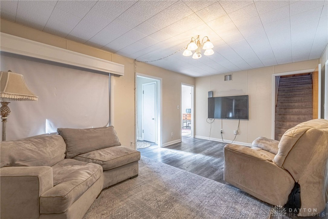 3934 Kemp Road Dayton, OH 45431 - Photo 5 of 33