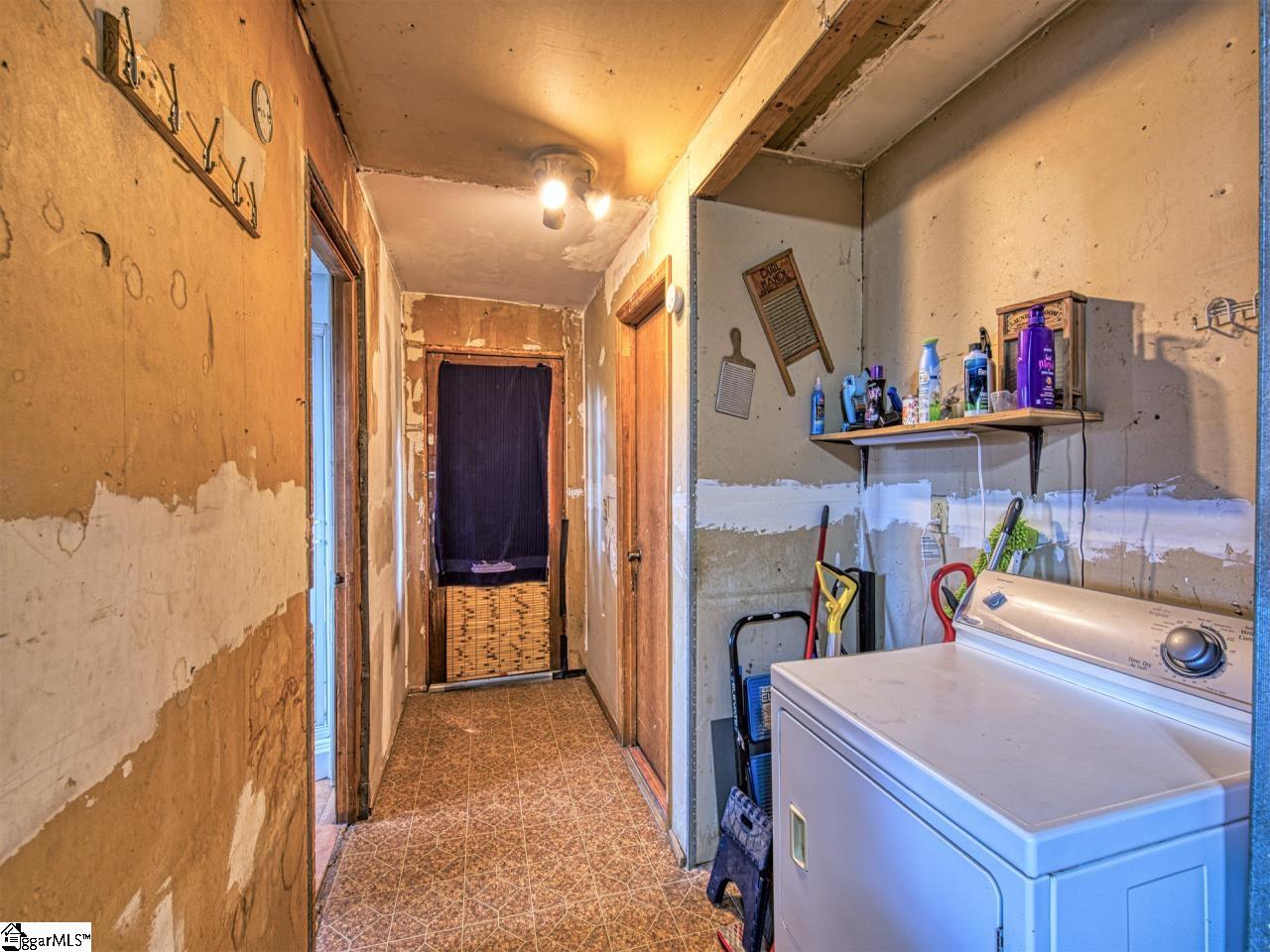 805 West Bramlett Road Greenville, SC 29611 - Photo 23 of 33 Gallery Image 23