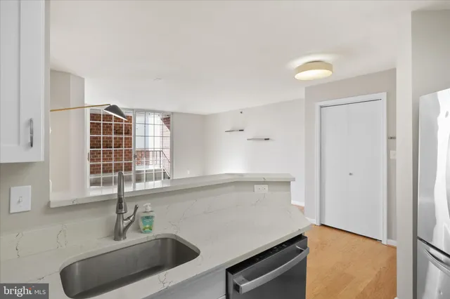 $3,150 | 1230 23rd Street Northwest, Unit 918, Washington, DC 20037