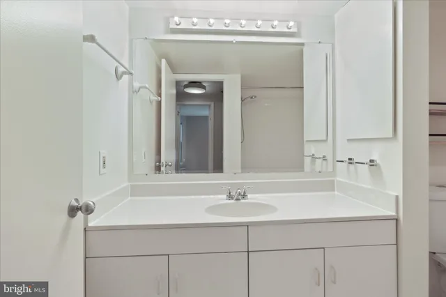 $3,150 | 1230 23rd Street Northwest, Unit 918, Washington, DC 20037