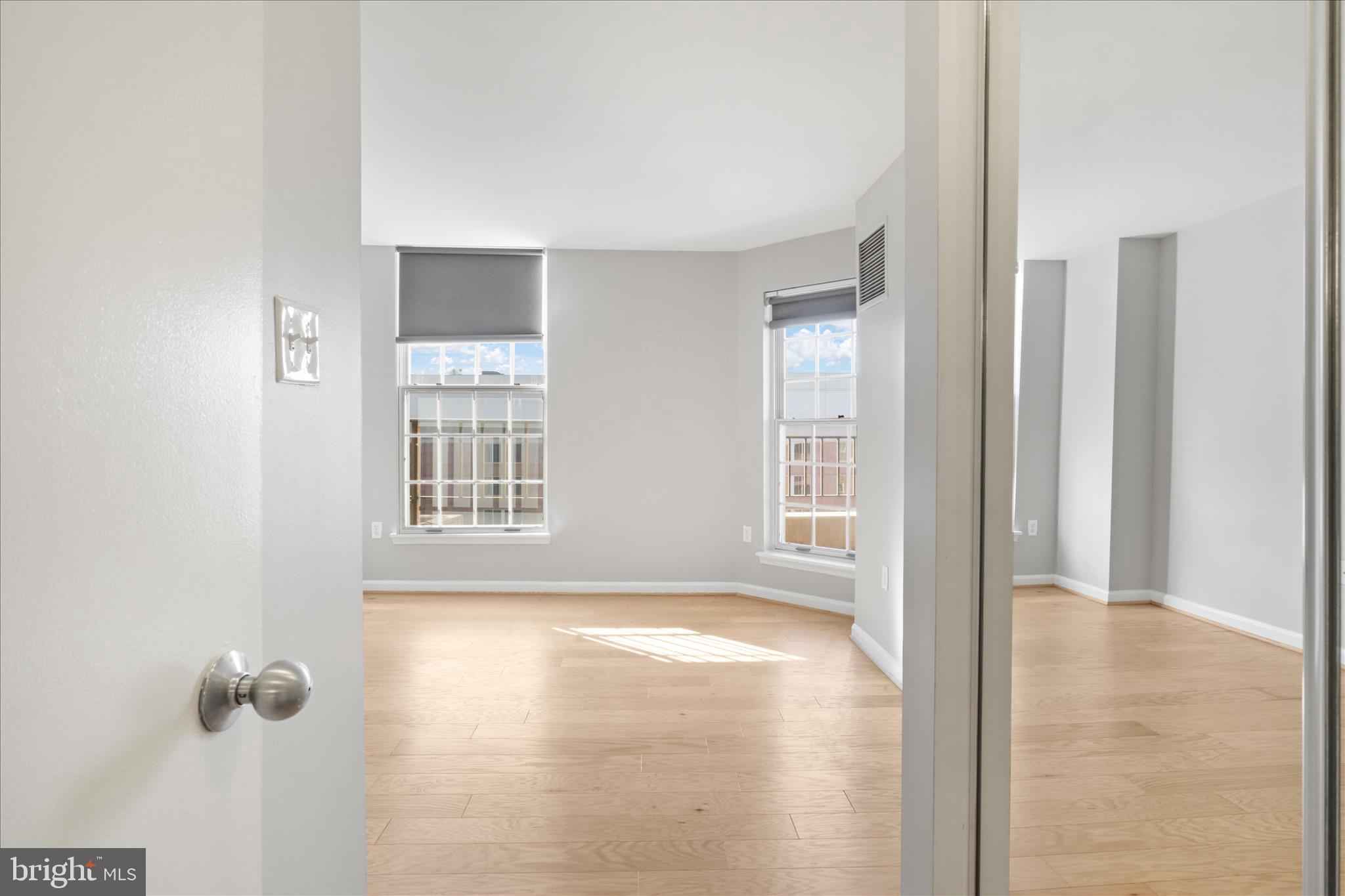 1230 23rd Street Northwest, Unit 918 Washington, DC 20037 - Photo 15 of 30 a view of an empty room with a window
