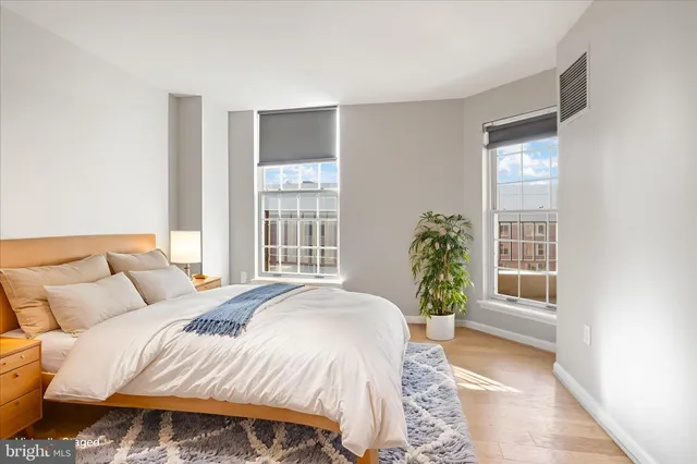 $3,150 | 1230 23rd Street Northwest, Unit 918, Washington, DC 20037