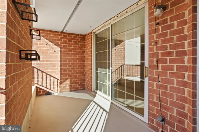 $3,150 | 1230 23rd Street Northwest, Unit 918, Washington, DC 20037