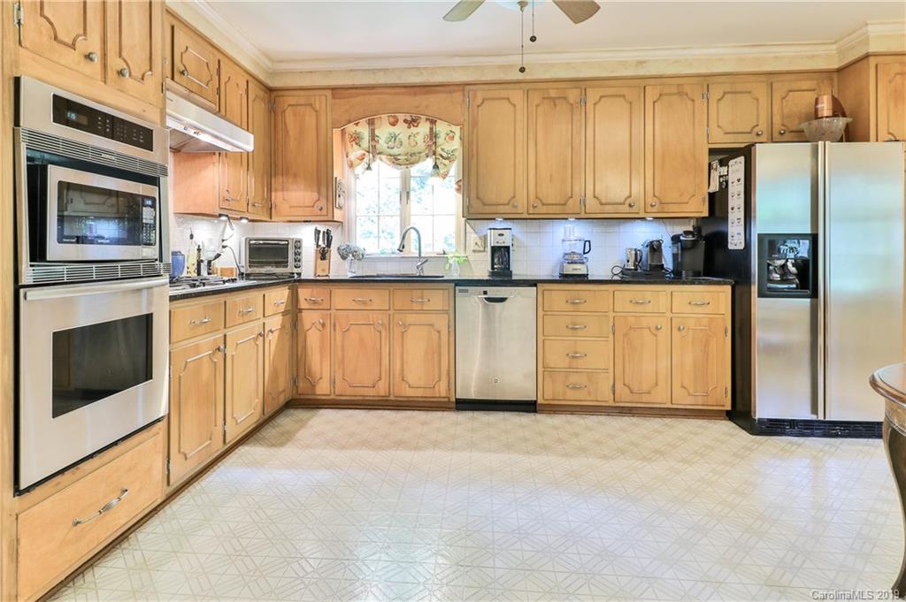 3217 Colony Road Charlotte, NC 28211 - Photo 7 of 36