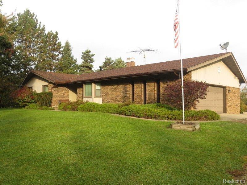 4745 East Allen Road Howell, MI 48855 - Photo 1 of 23 Front View.JPG