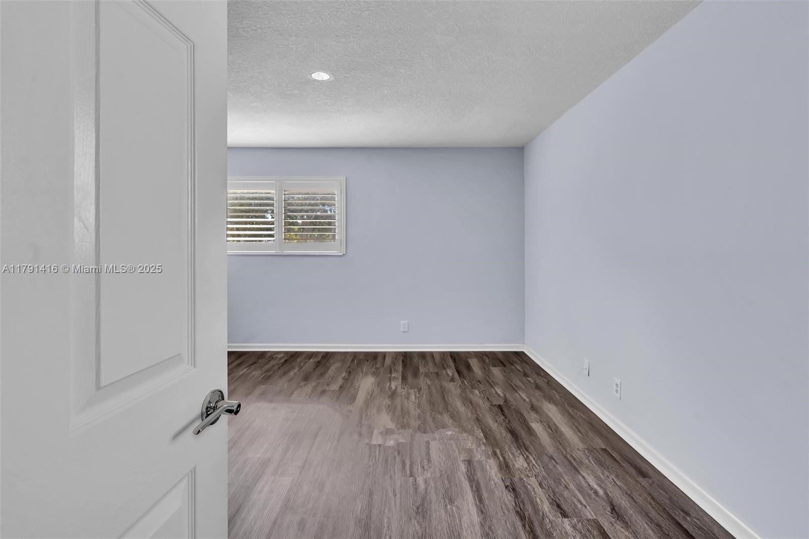 23140 Island View, Unit 3 Boca Raton, FL 33433 - Photo 29 of 33 bedroom #3