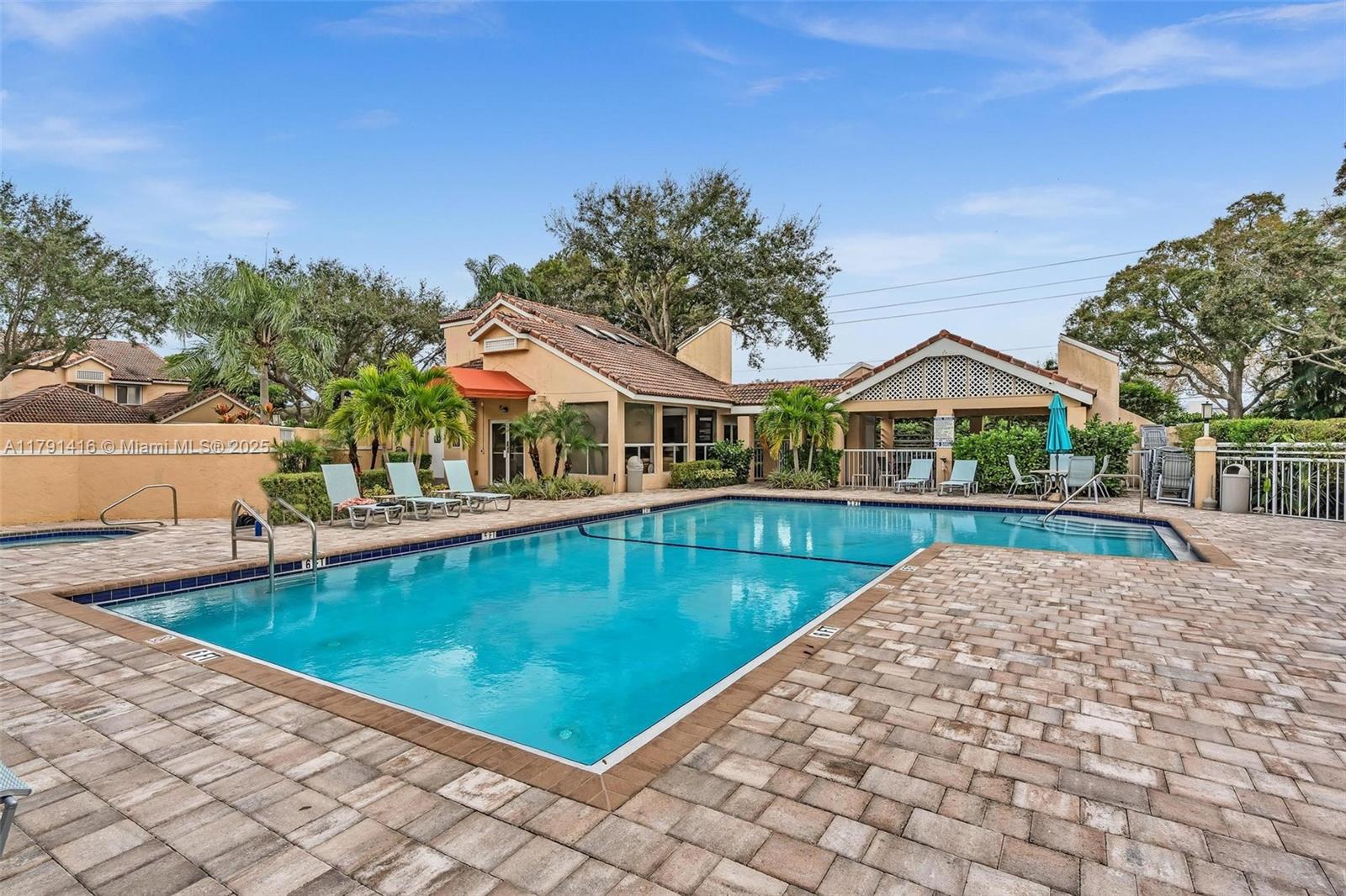 23140 Island View, Unit 3 Boca Raton, FL 33433 - Photo 32 of 33