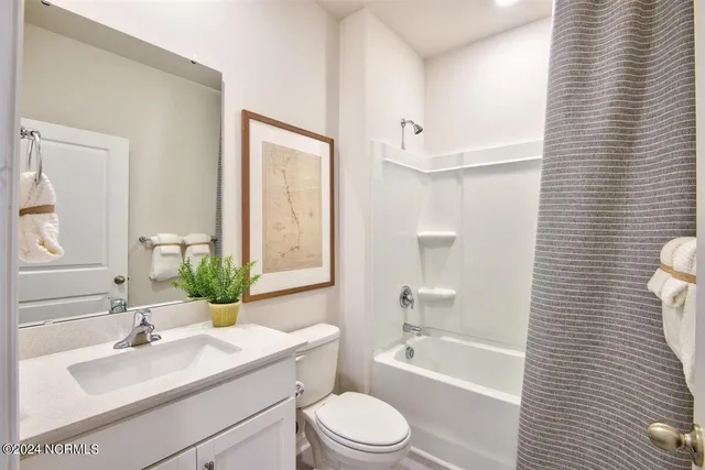 $325,990 | 1046 Queensland Lane, Ayden, NC 28513