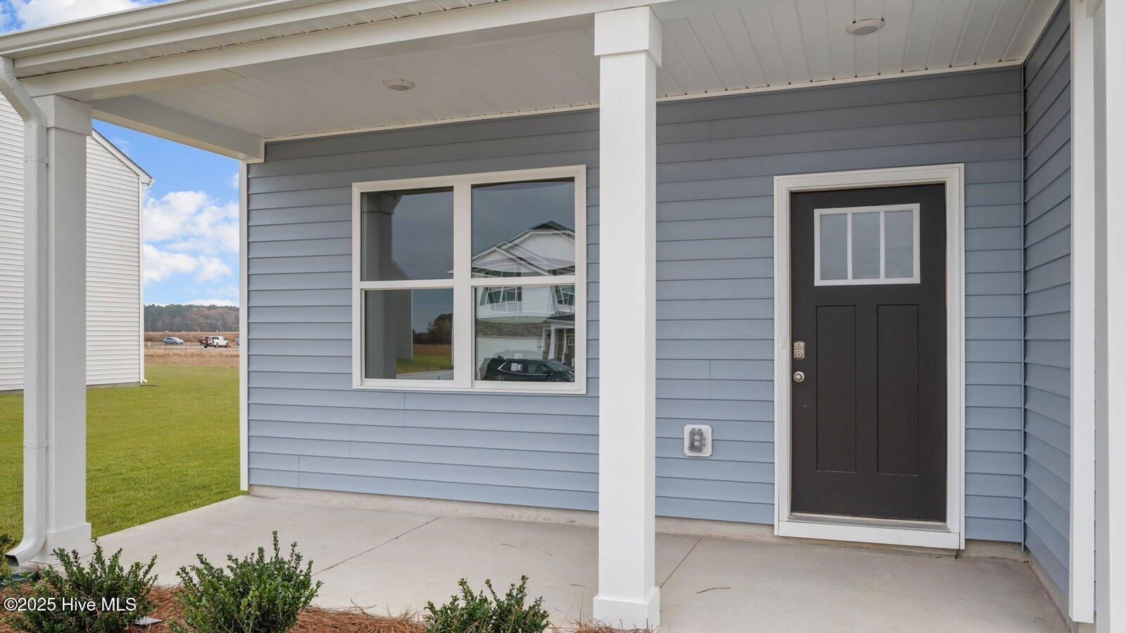 1046 Queensland Lane Ayden, NC 28513 - Photo 5 of 53 5-custom-LHV_4329_1