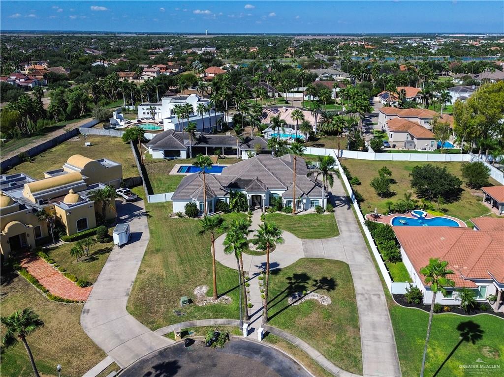 2806 Santa Laura Mission, TX 78572 - Photo 38 of 43 an aerial view of residential houses with outdoor space