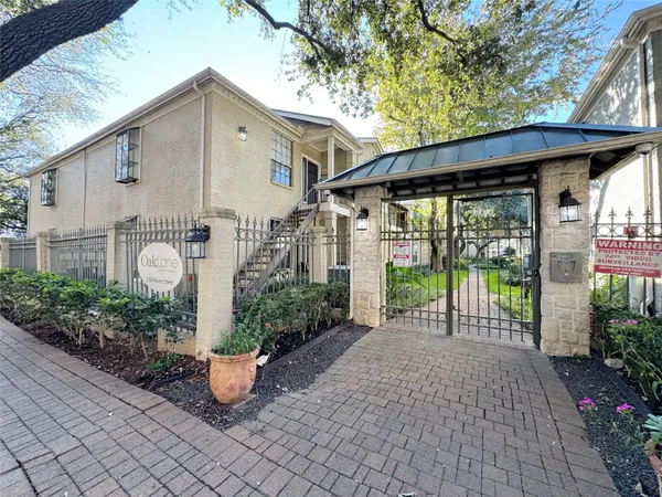 $1,650 | 2700 Revere Street, Unit 140, Houston, TX 77098