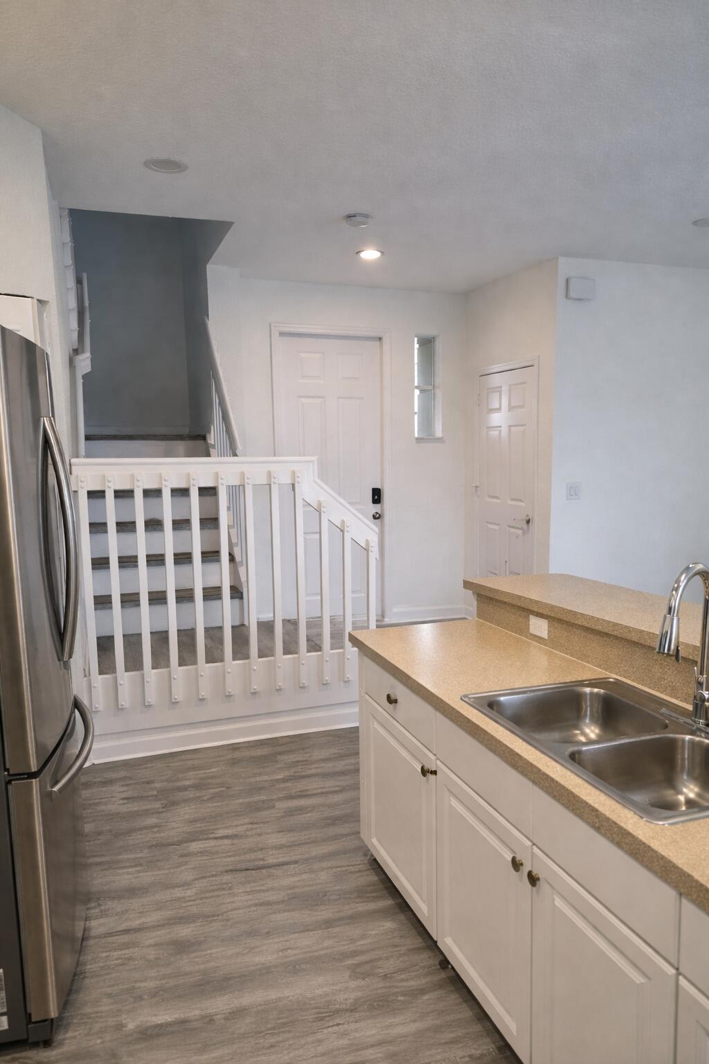 2035 Nassau Drive Riviera Beach, FL 33404 - Photo 9 of 14 Kitchen