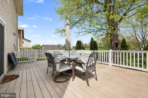 $650,000 | 102 Sexton Court, Sterling, VA 20164