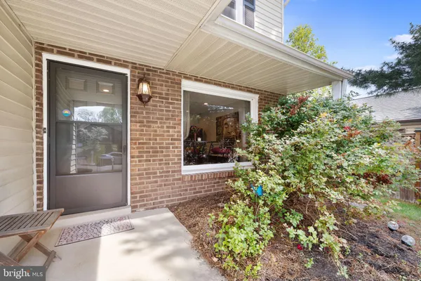 $650,000 | 102 Sexton Court, Sterling, VA 20164