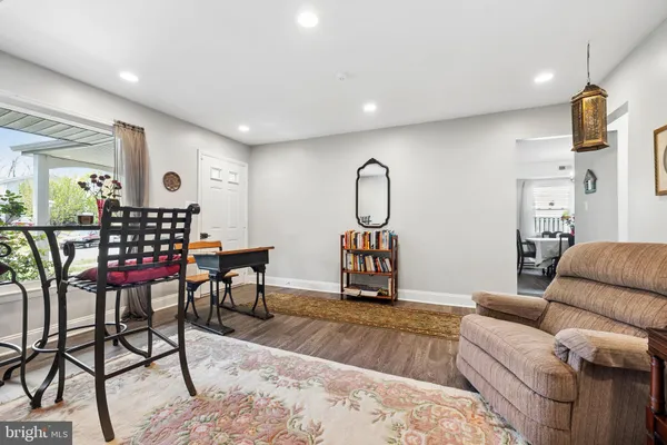 $650,000 | 102 Sexton Court, Sterling, VA 20164