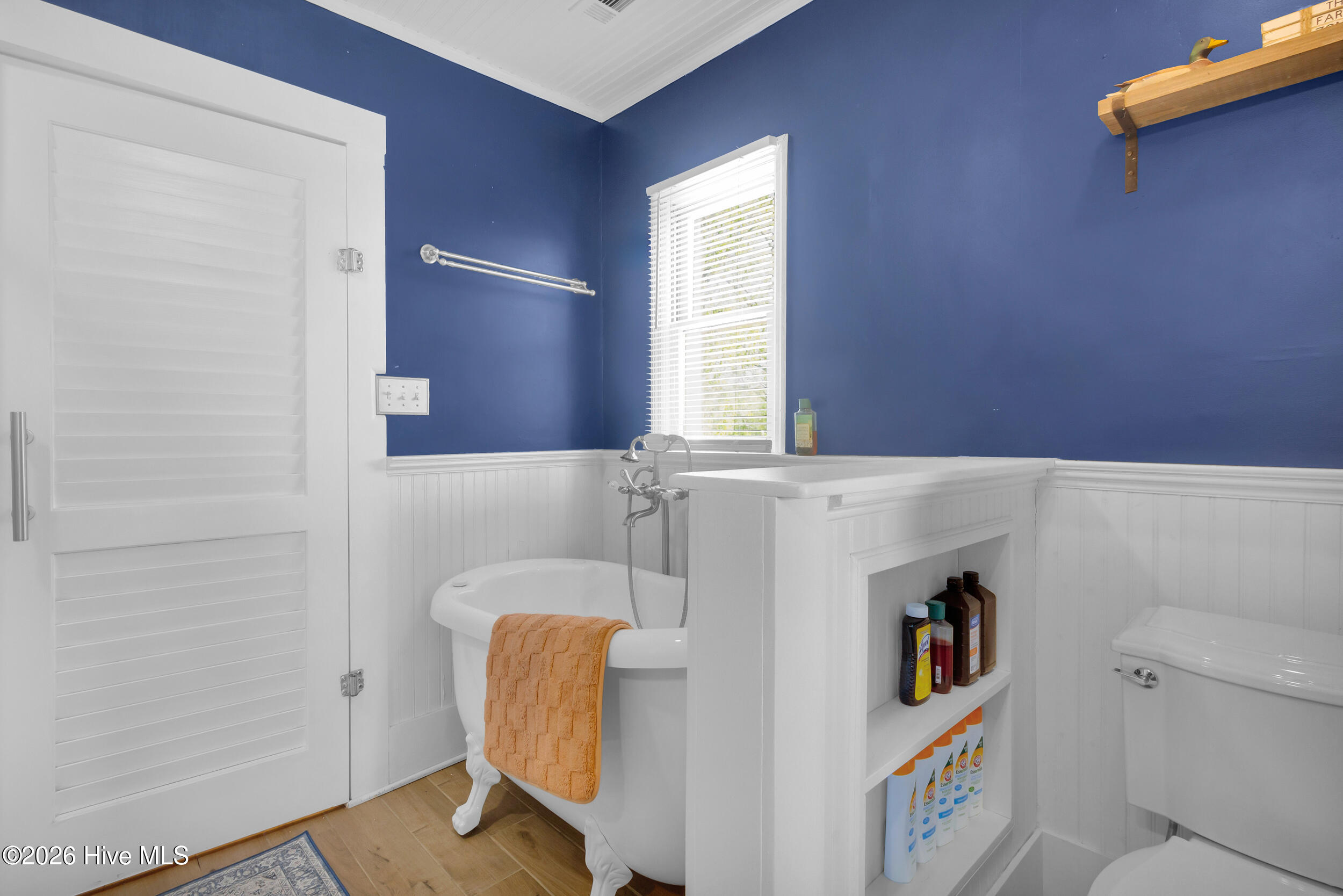 76 2nd Street Vandemere, NC 28587 - Photo 25 of 63 Owners Bathroom