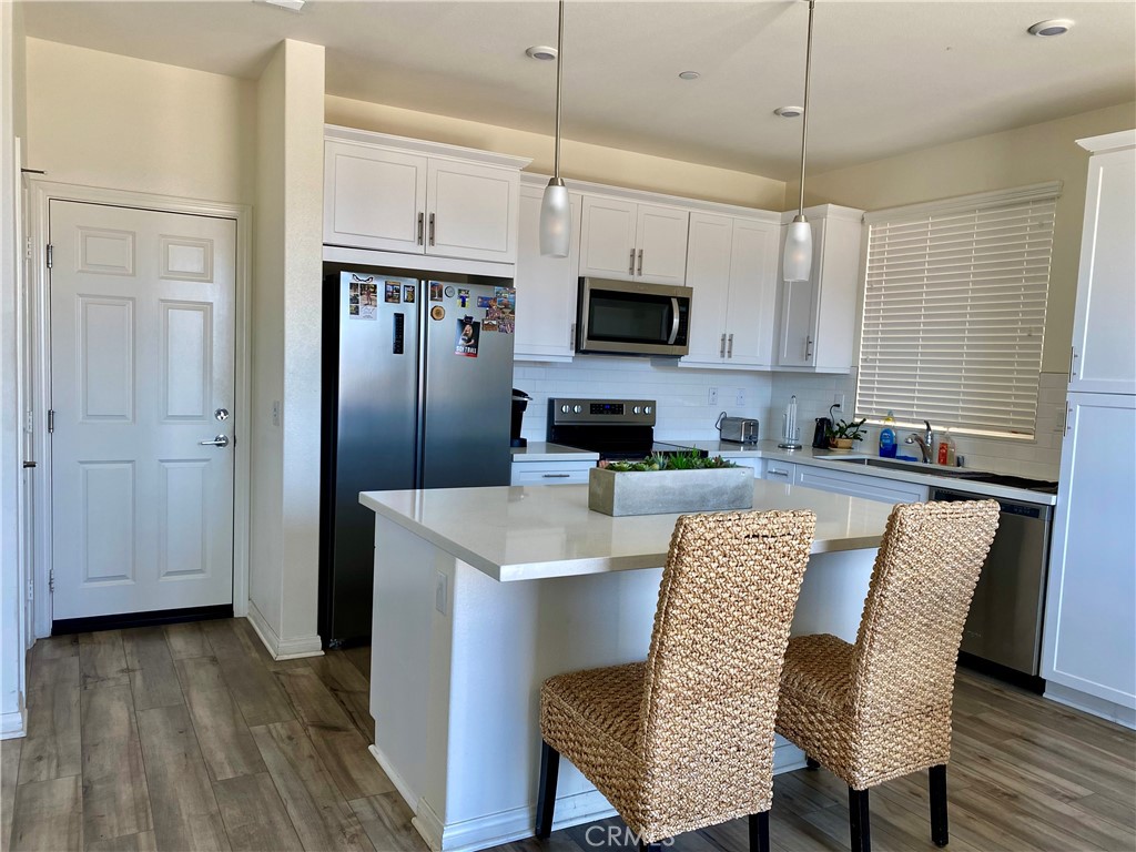934 Helena Ridge Lake Elsinore, CA 92530 - Photo 43 of 48