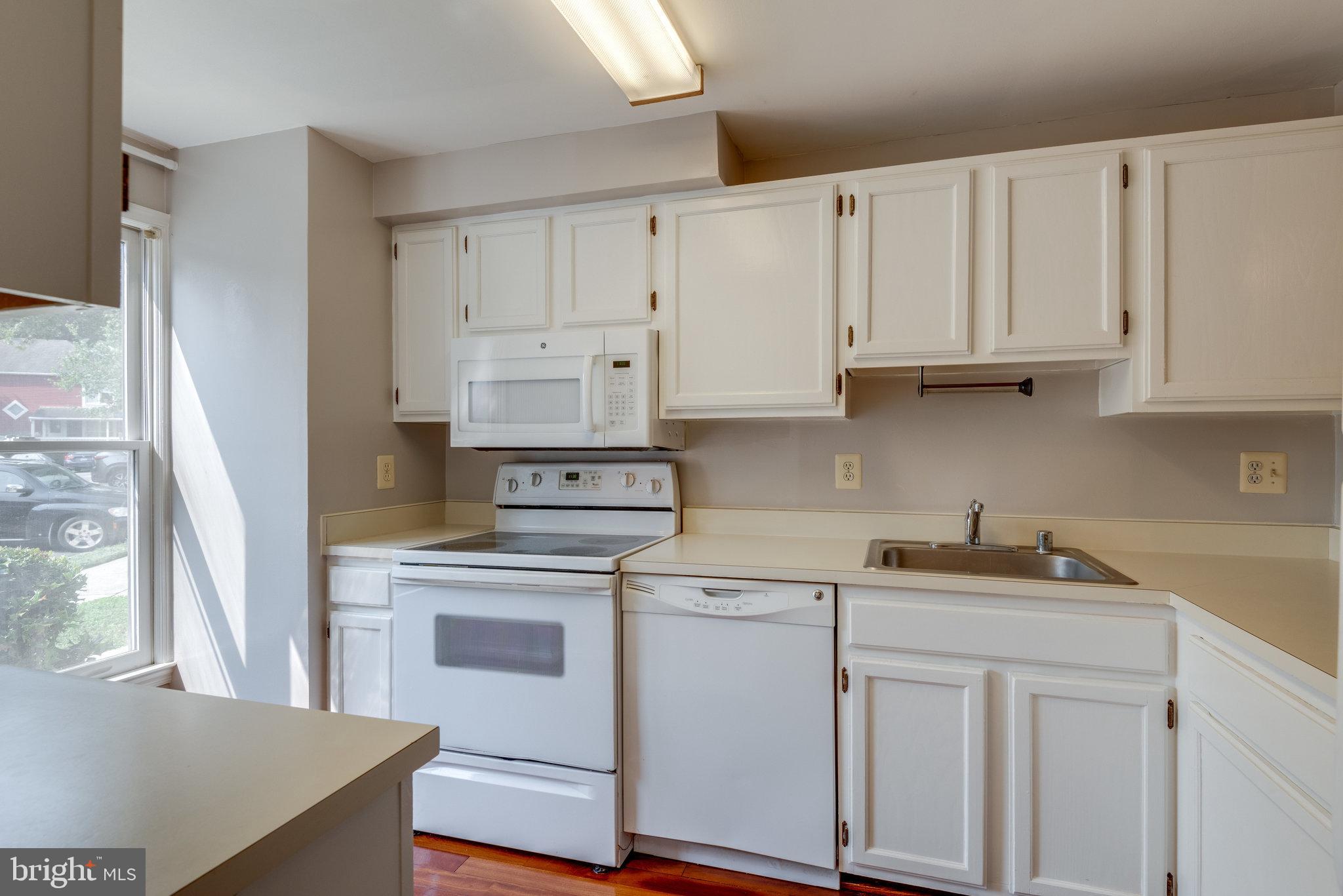 2133 Whisper Way Reston, VA 20191 - Photo 11 of 42