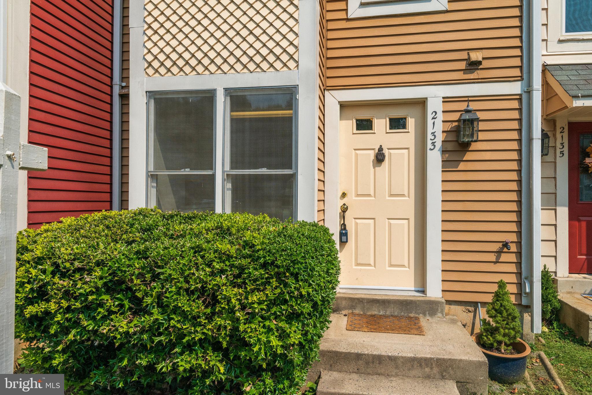 2133 Whisper Way Reston, VA 20191 - Photo 6 of 42