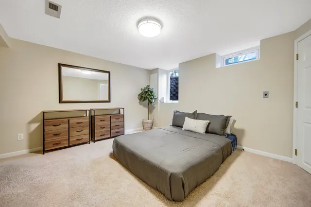 $4,500 | 17520 11th Avenue North, Plymouth, MN 55447